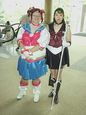 gah, what is up with Chibi-Chibi/Chibi-Usa cosplayers who are ANYTHING but "chibi"?